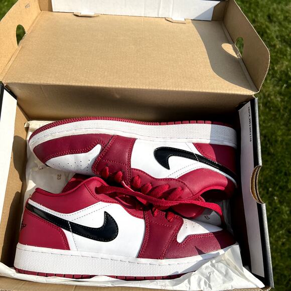 Nike Air Jordan 1 Retro Low GS Noble Red 2020 Men's Shoes - Size 6.5 - Ships Now - Picture 5 of 8